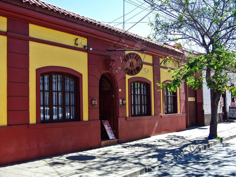 hostal el punto la serena 01 768x576
