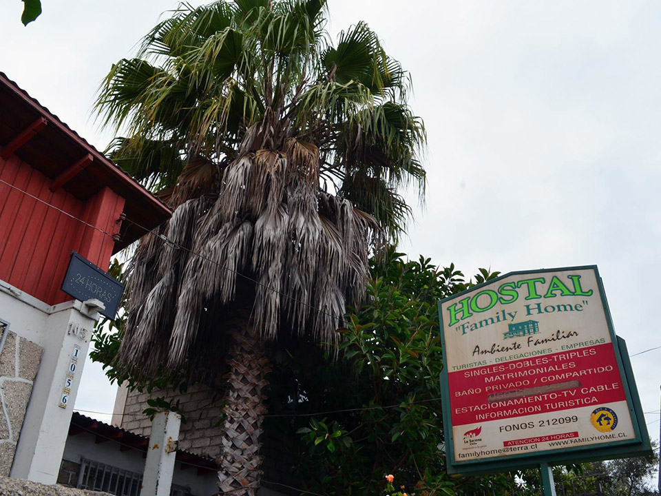 hostal family home la serena 01