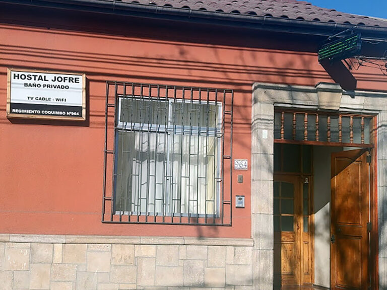 hostal jofre la serena 01 768x576