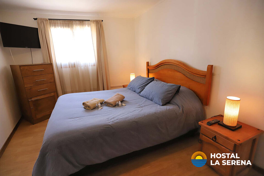 hostal la serena 02 1024x683